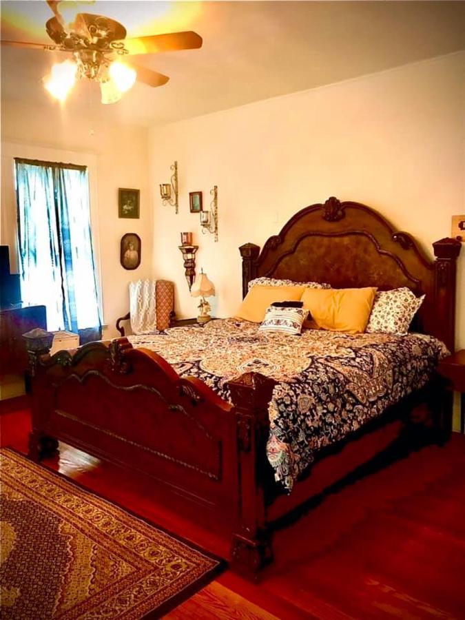 Historic 1912 Hoover House Bed And Breakfast Waynesboro Exterior photo